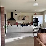 La Cahuete Maison Neuve, Borne électrique, Terrain De Boules, Jardin Clos Privé *