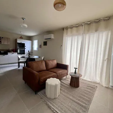 La Cahuete Maison Neuve, Borne Electrique, Terrain De Boules, Jardin Clos Prive *